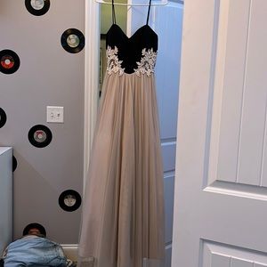 Black/Champagne Prom Dress
